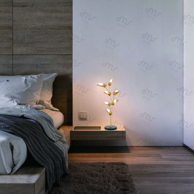 金属简约时尚台灯